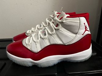 Jordan 11 cherry size 9