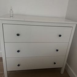 IKEA 3-Drawer Dresser 