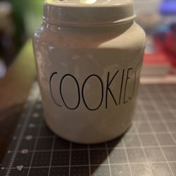 Rae Dunn Cookie Jar