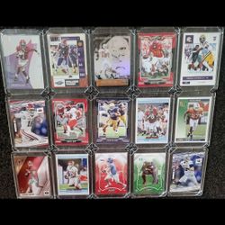 Football Cards 15 Panini Chronicles Draft Picks 2022 In Plastic Cases