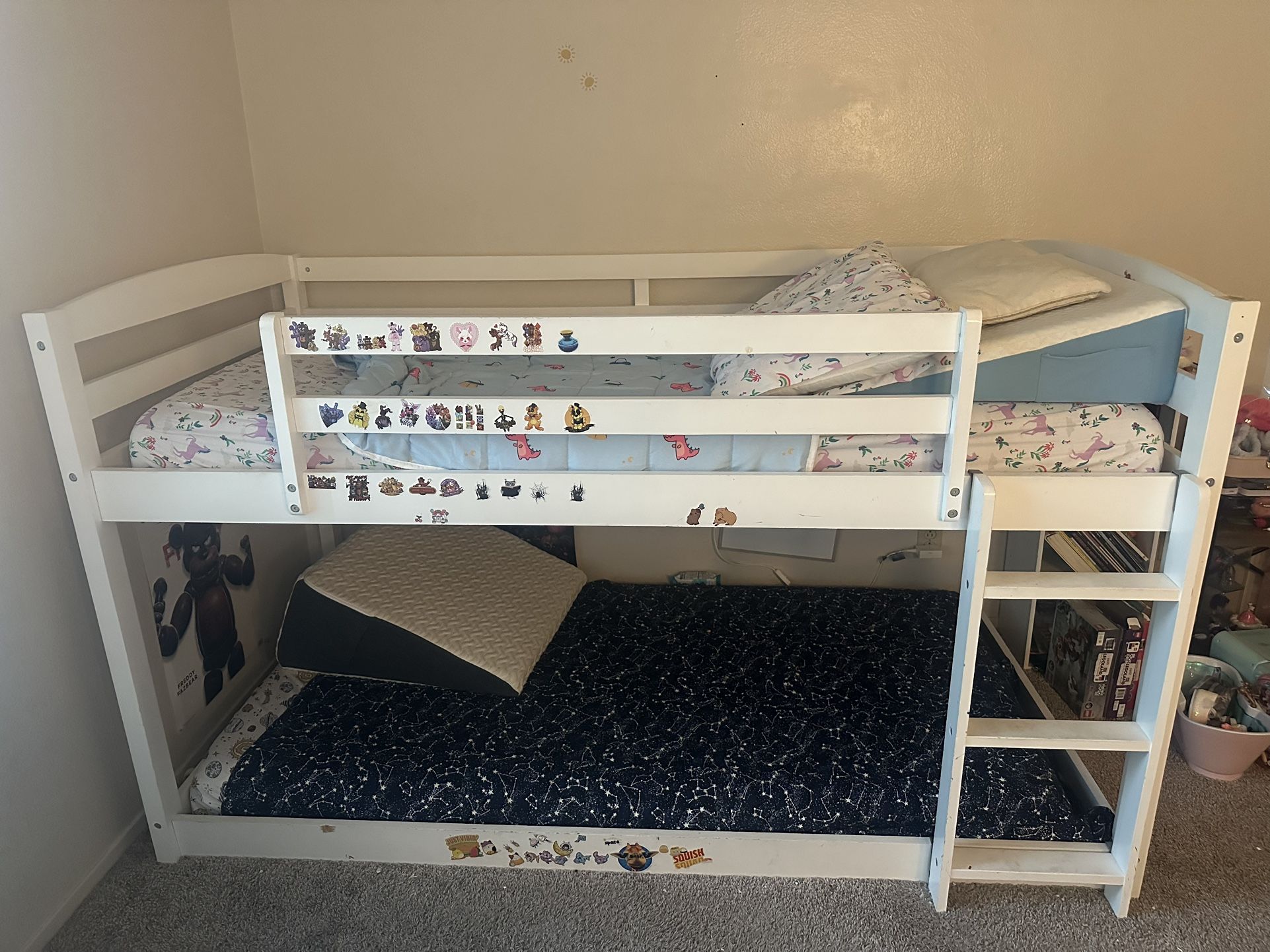 Twin Bunk Bed