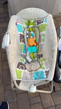 Newborn rock ‘n player sleeper