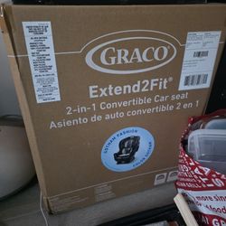 Graco Car Seat 2in1 Convertible