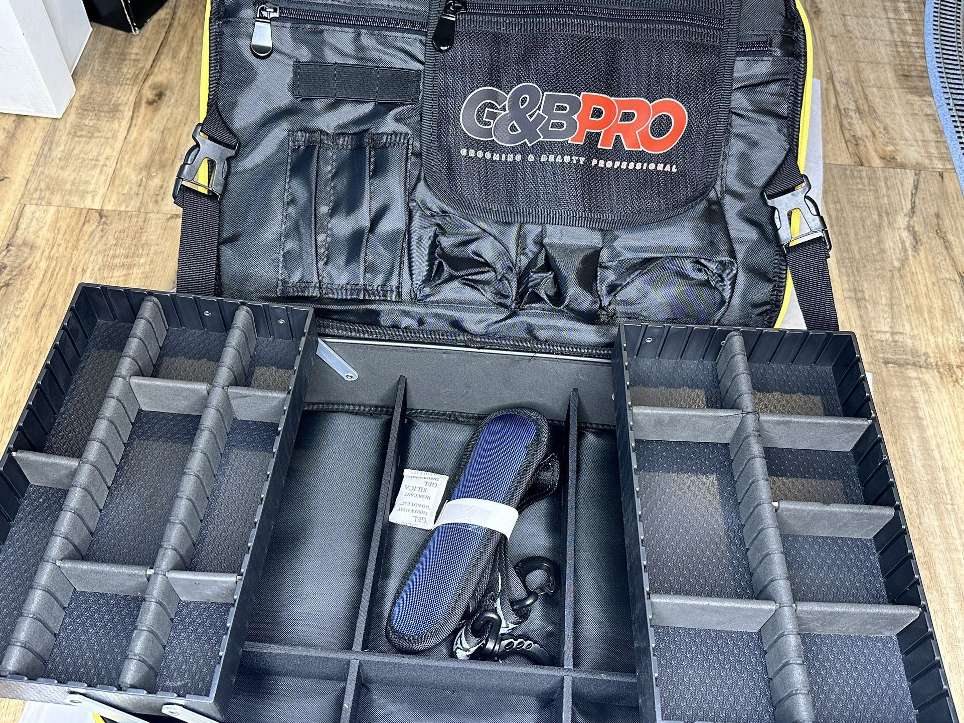 G&B Pro Crossbody Mobile Barber Station.. Brand New