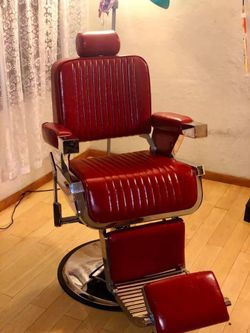 Brand New Condition $600 (paid $850) Great Quality Barber Chair