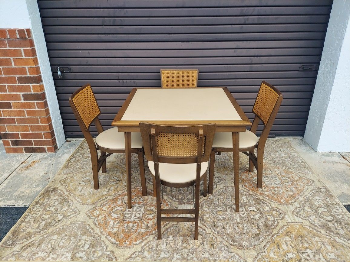 Century Stackmore 5 Piece Bridge Table and Four Folding Chairs .