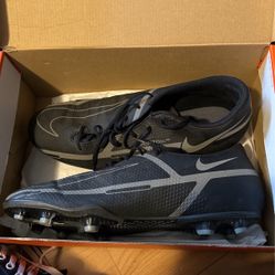 Nike Soccer Cleats Phantom GT12