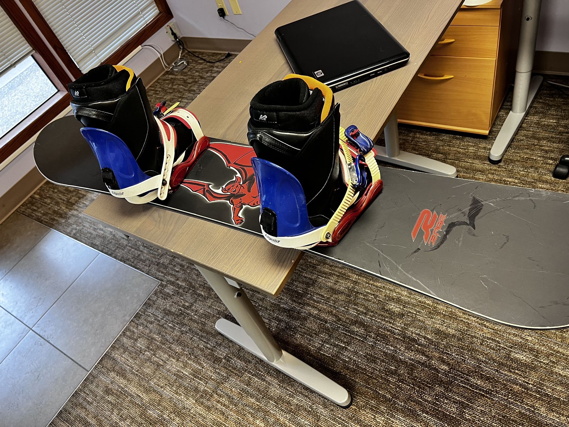 A complete Setup Snowboard + Boots + Bindings, You’re All Set for Sale