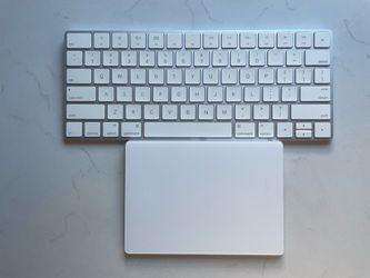 Magic Keyboard and Magic Track Pad USB-C to Lightning Cable
