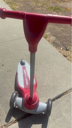 Radio Flyer Scooter
