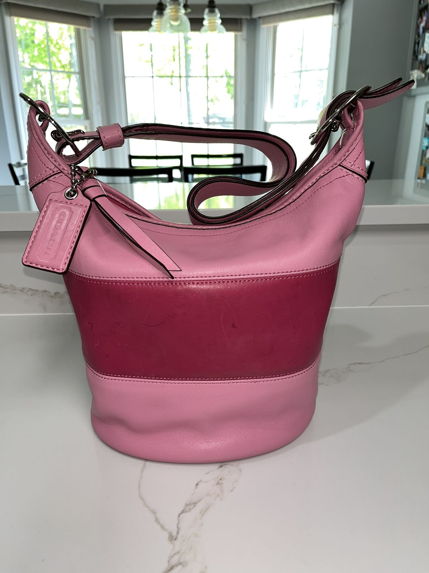 Medium Coach Tote Bag Purse Pink, Gray, & White for Sale in Skok, WA -  OfferUp