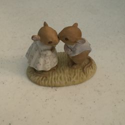 Vtg Tiny Talk Love and Kisses Mice Mouse Figurine by WWA Inc. Republic of China Vintage Knick Knack