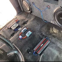 CAR AUDIO INSTALLATIONS 