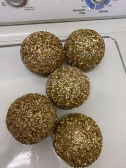 Christmas tree Gold balls