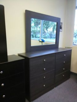 Dressers with Mirror