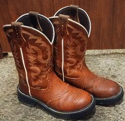 COME AND GET THEM !!!!Ladies Justin Boots/lowest price but just for today