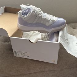 Air Jordan 11 Retro Low