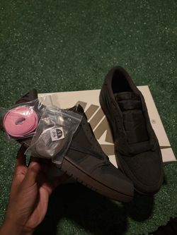 Air Jordan 1 Travis Scott Velvet Brown Size 9.5