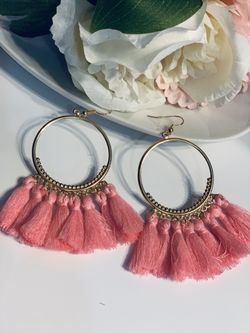 4 different colors, beautiful earrings