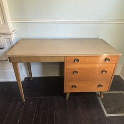 Vintage Mid-Century Modern-style Desk 