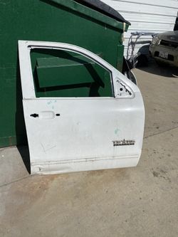 2014-2018 Chevy Silverado Frotn Passenger Door Puerta De Adelante Pasajero 