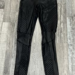 Spanx Faux Leather Moto Style Leggings 