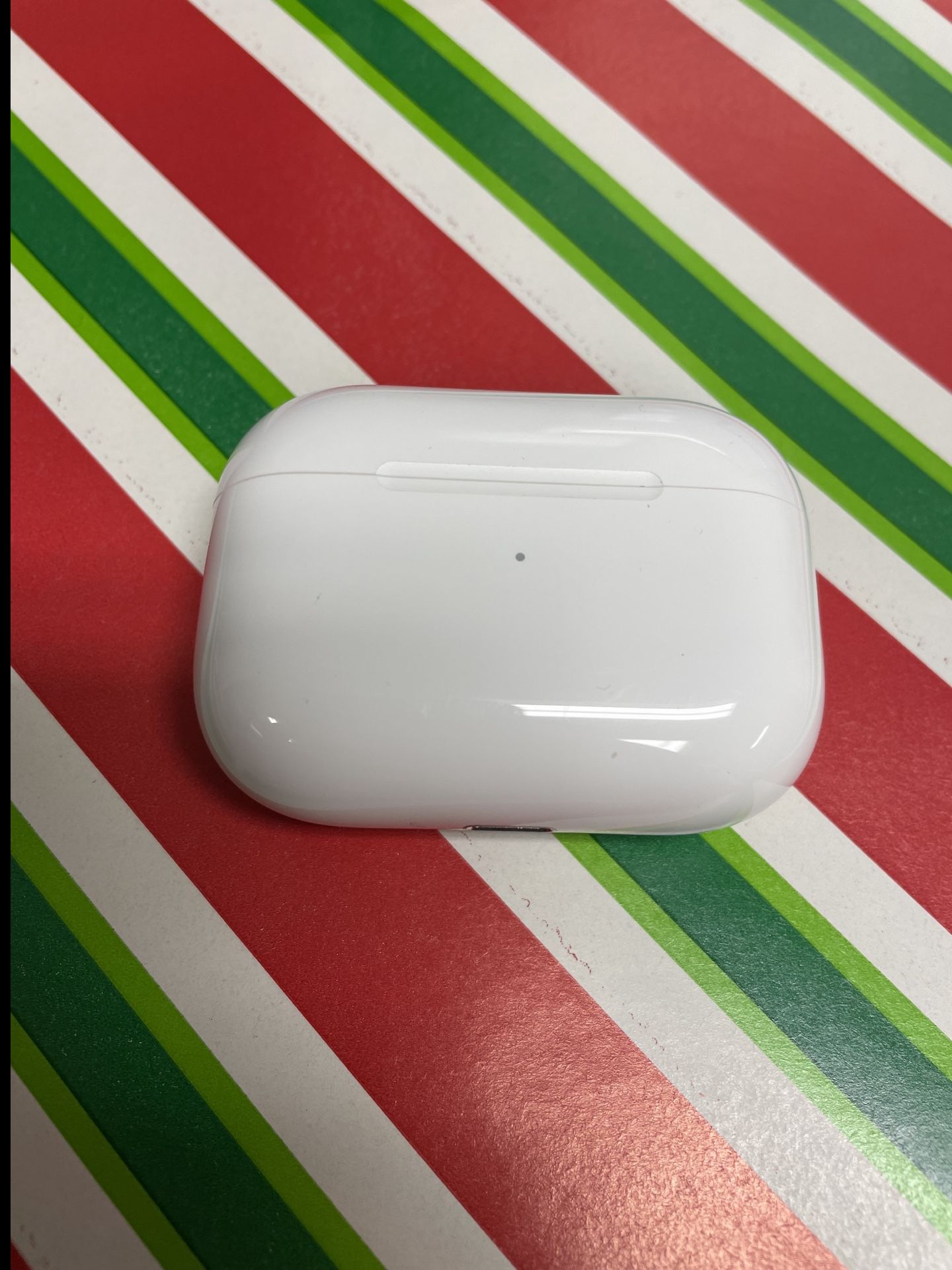 Apple AirPod Pro Charging Case
