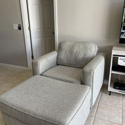 Reduced!! Excellent Chair And Ottoman 