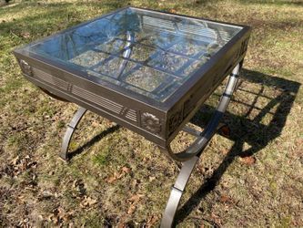 Antique style table with glass brown/bronze