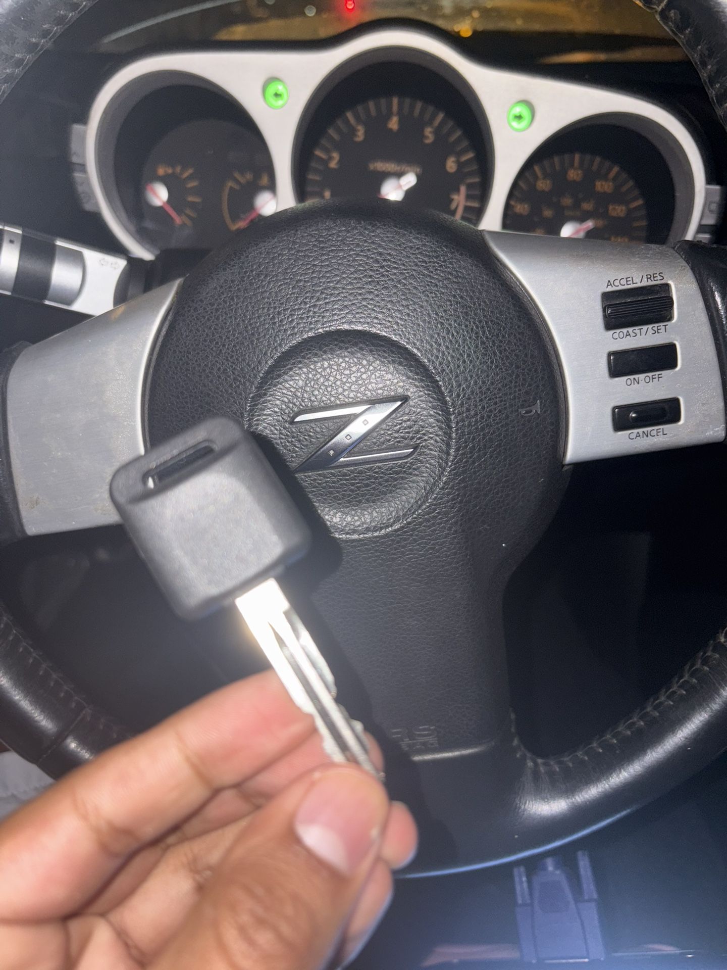 Car Keys / Llaves De carro
