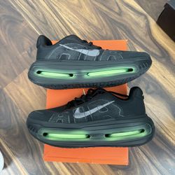 Size 10 Men Vomero Premium Black 