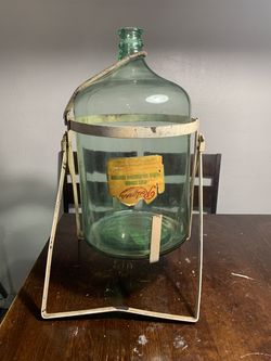 Vintage jug with stand that tilts