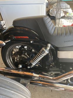 Dyna Rear Shocks
