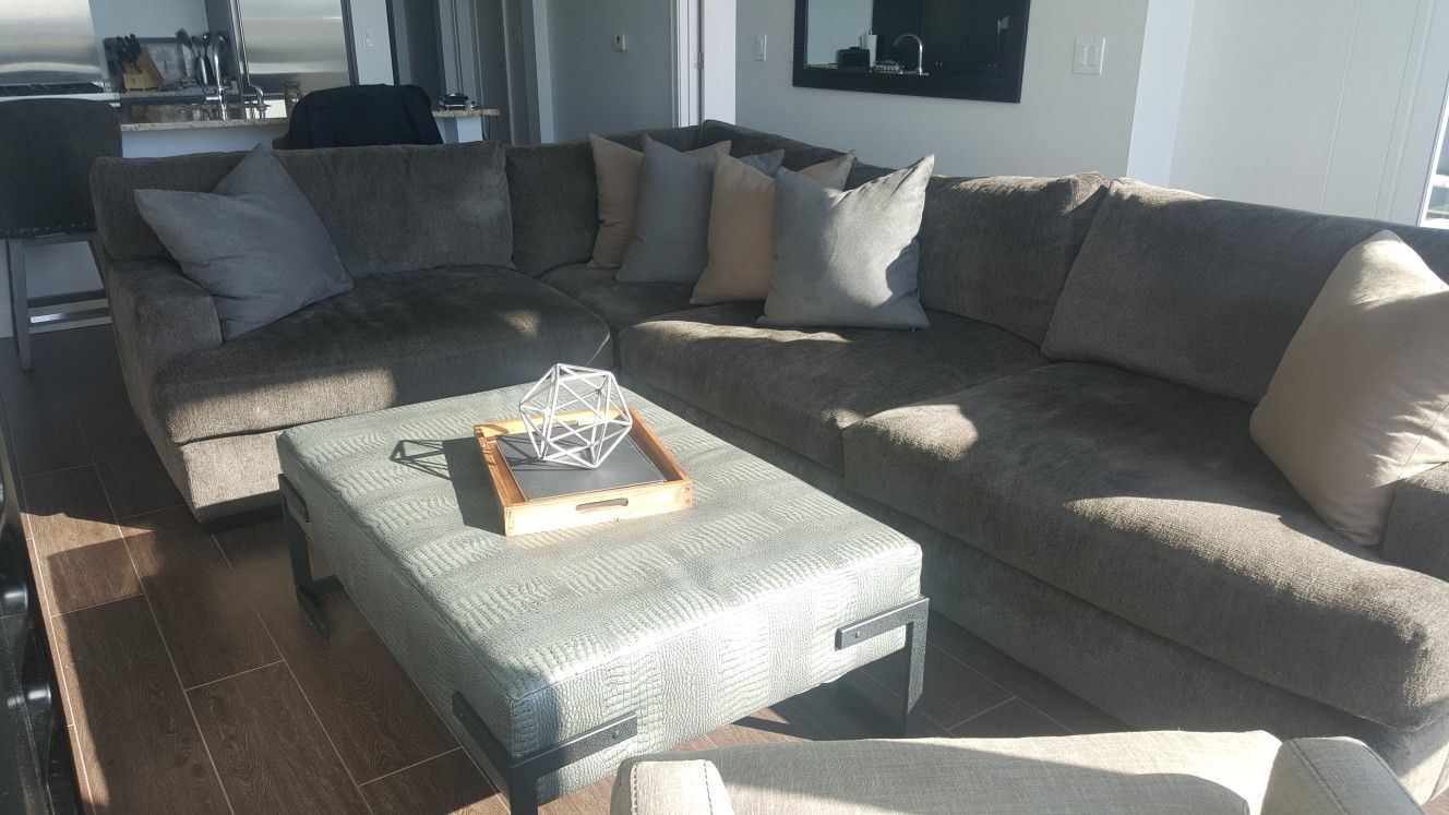 Sectional Sofa with Wide Couch Seating