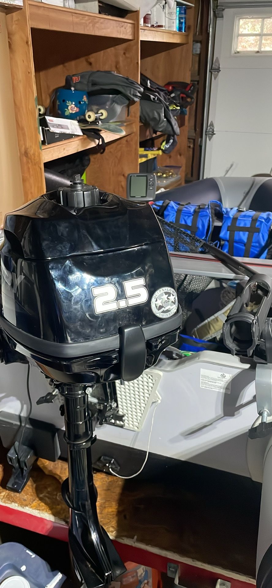 Really Nice Like New Mercury 4 Stroke Short Shaft 2.5 Outboard