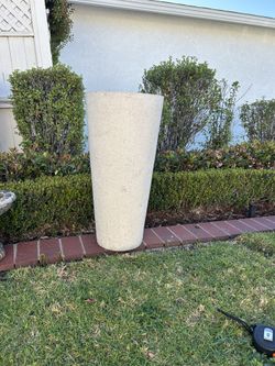 Tall Resin Lightweight Garden Planter Pot Planter Flowers Plants Succulents Trees 28x14”