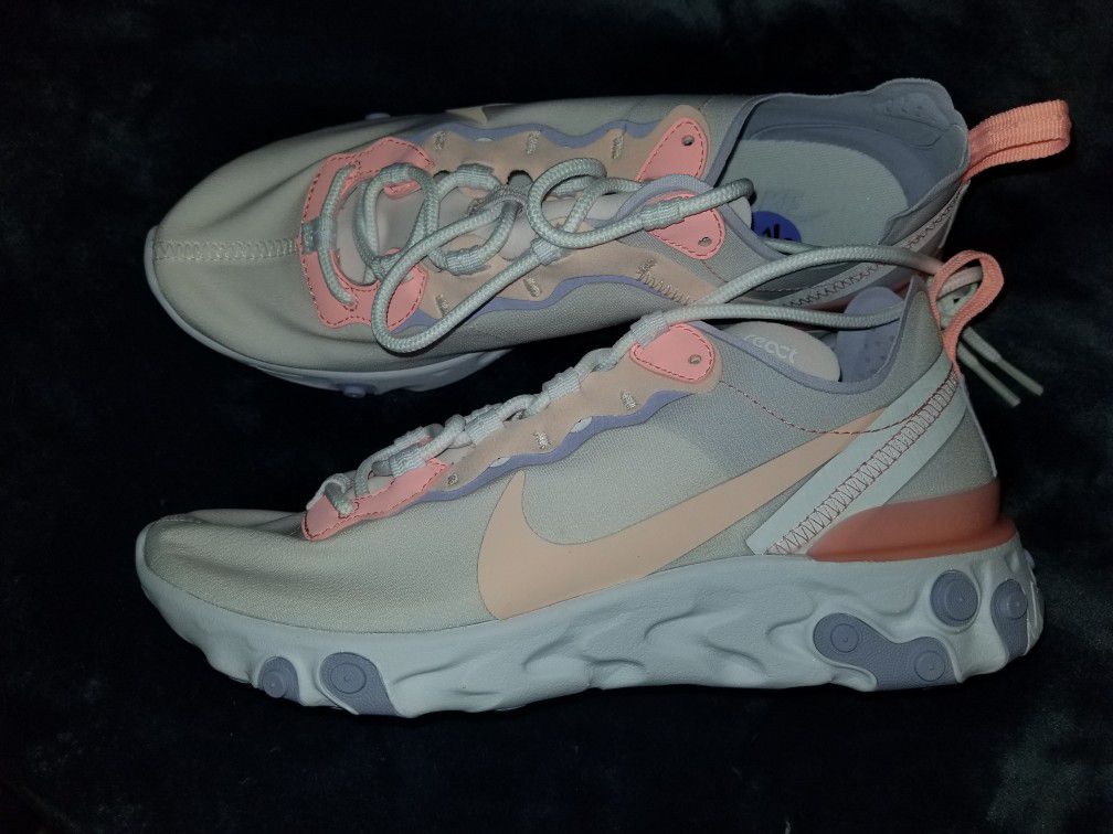 alliantie verrader Dank je Nike React Element 55 Pale Pink Washed Coral...women's size 8.5 for Sale in  Industry, CA - OfferUp
