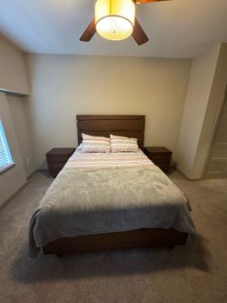 Queen Bedroom Set - Perfect for Apartment
