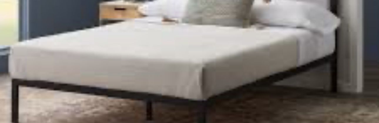 Full size metal bed frame and mattress set - $150 (Lake worth) condition: like new Full size metal bed frame and mattress set - only 1 year old. Movin