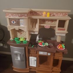 Play Kitchen 