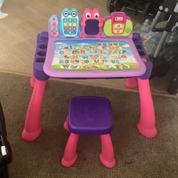 Vtech Touch and Learning Activity Desk