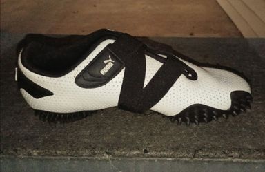 Mostro Perf
Women's Sneakers