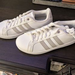 Adidas White With pink stripe