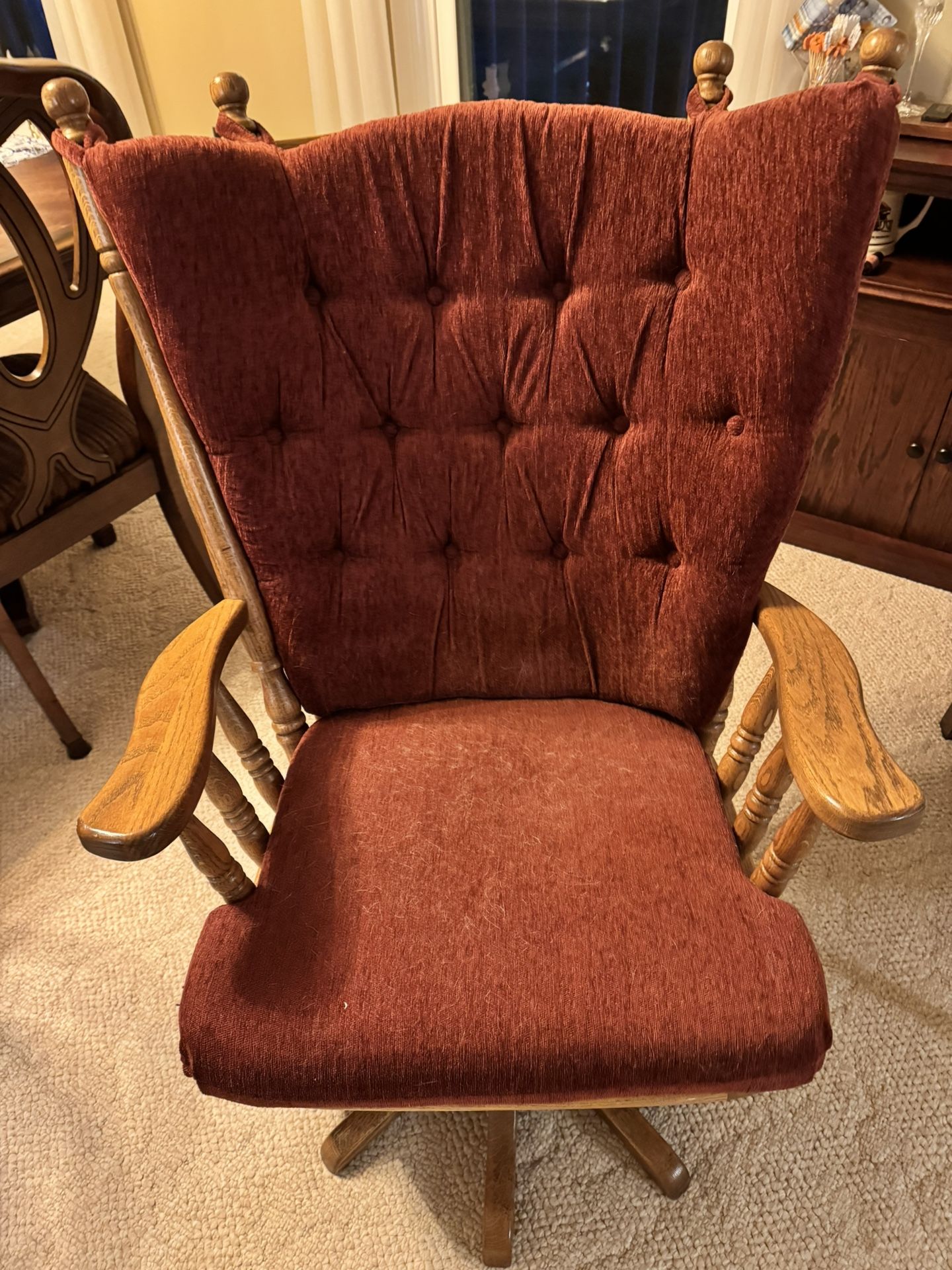 Solid oak like new rocking chair with pad