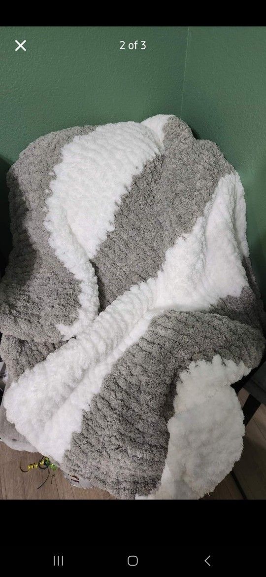 Handmade Chunky Knit Blanket