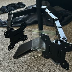 Dual Monitor Mount