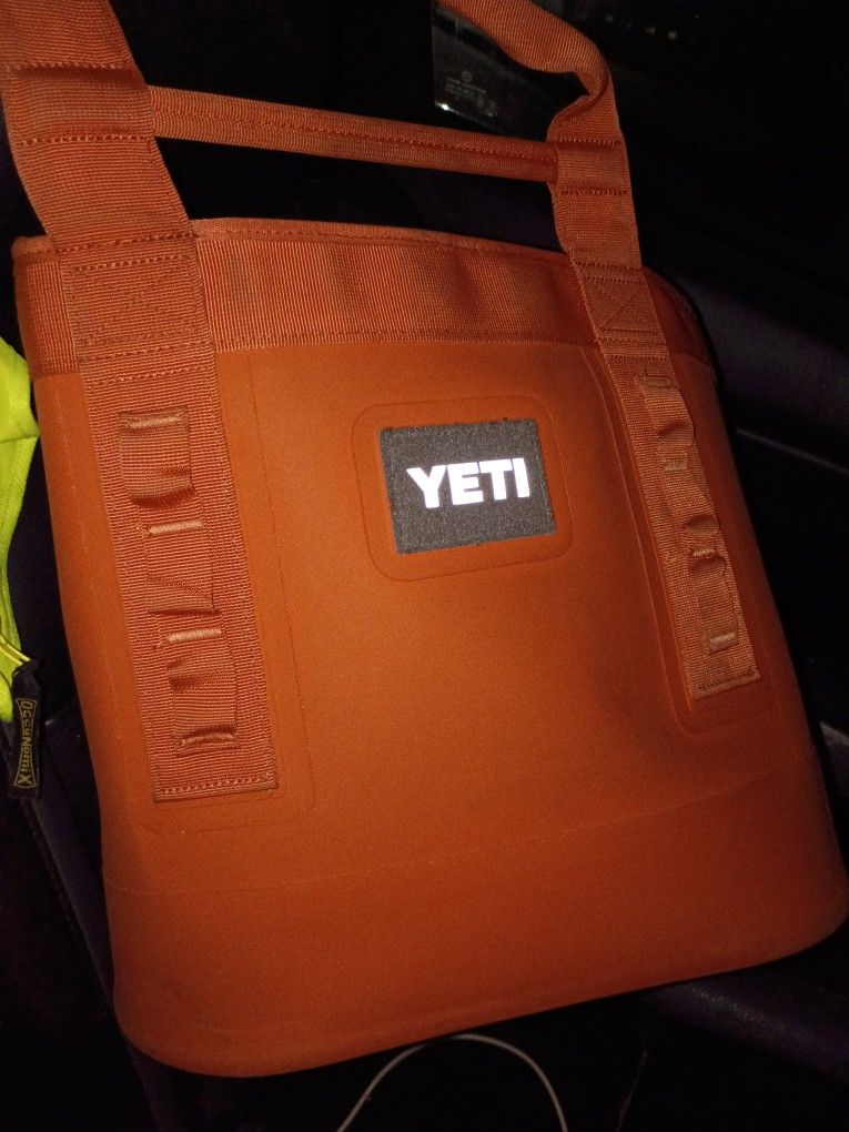Yeti Cooler Bag 