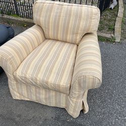 Curb alert Free Items Come And Get