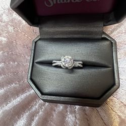 Shane Co-White Gold/Diamond-Engagement Ring & Wedding Band