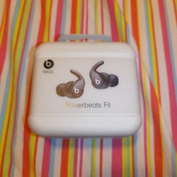 Powerbeats Fit (Black)
